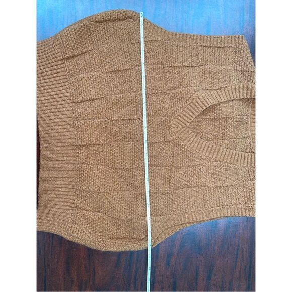 Dazy-Less Textured Knit V-Neck Sweater Vest Size Large - Picture 7 of 8